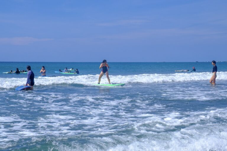 KAS Senior Trip 2024 - Surfing